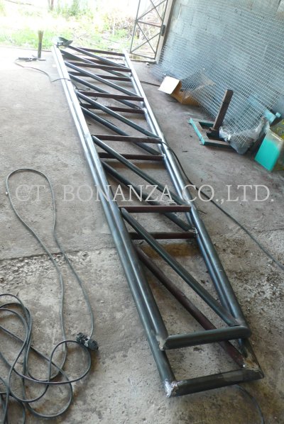 สร้างโกดังสินค้า